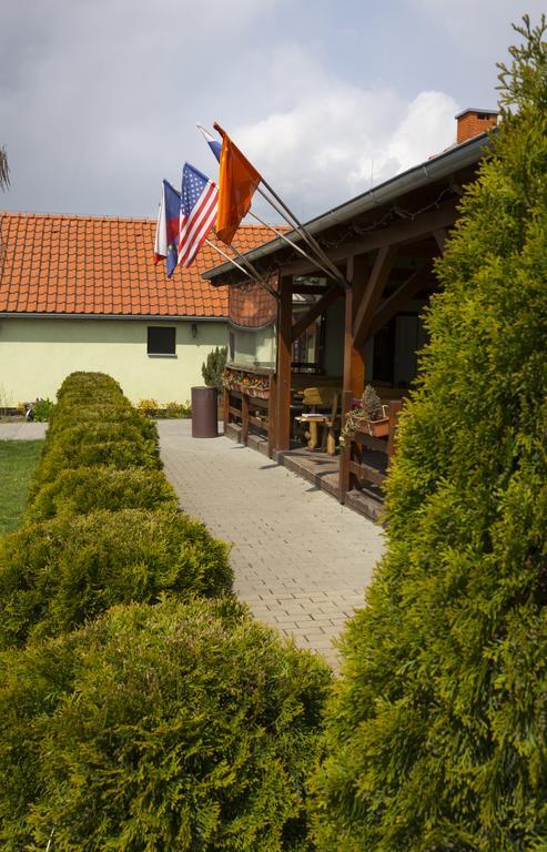 Hotel Selsky Dvur Vyškov Exterior foto